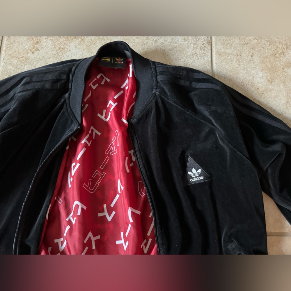 Adidas Originals Pharrell Williams HU Superstar Women's Jacket Black Velvet